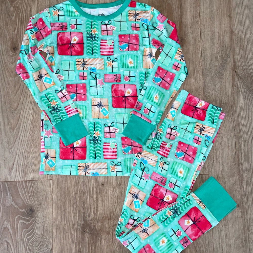 Bamboo present pajamas